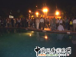 夜幕下的美國花博會