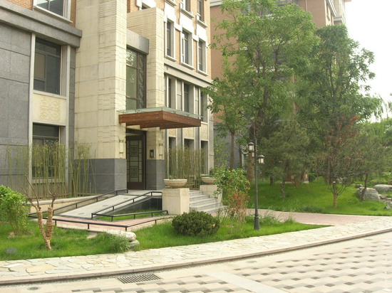 2008社會(huì)精品工程之萬城華府1?、2?地園林景觀工程