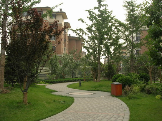 2008社會(huì)精品工程之萬(wàn)城華府1?、2?地園林景觀工程