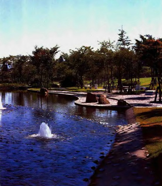 戶田芳樹作品：綠色津南中央庭園 中國風(fēng)景園林網(wǎng)