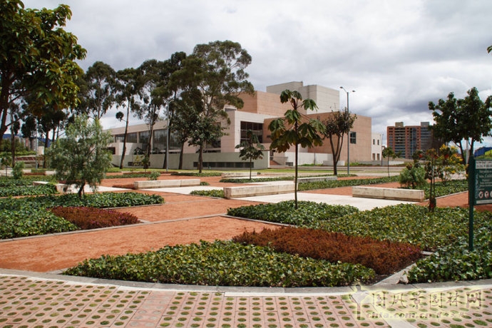 哥倫比亞Santodomingo圖書(shū)館公園
