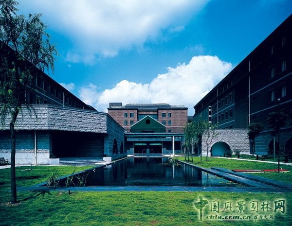 深圳平安金融大學 景觀設(shè)計 何小強 設(shè)計師 中國風景園林網(wǎng)