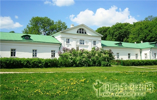 雅斯納亞?波良納