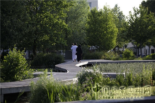 法國(guó)南泰爾市Chemin公園