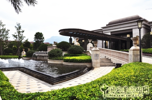 2015園冶杯住宅景觀獎(jiǎng)大獎(jiǎng)：福州﹒陽(yáng)光凡爾賽宮