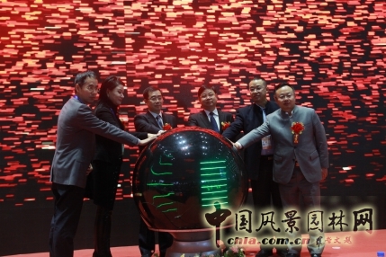 2016“設(shè)計(jì)面對(duì)面”暨“中國(guó)建筑裝飾設(shè)計(jì)獎(jiǎng)”頒獎(jiǎng)典禮圓滿落幕 