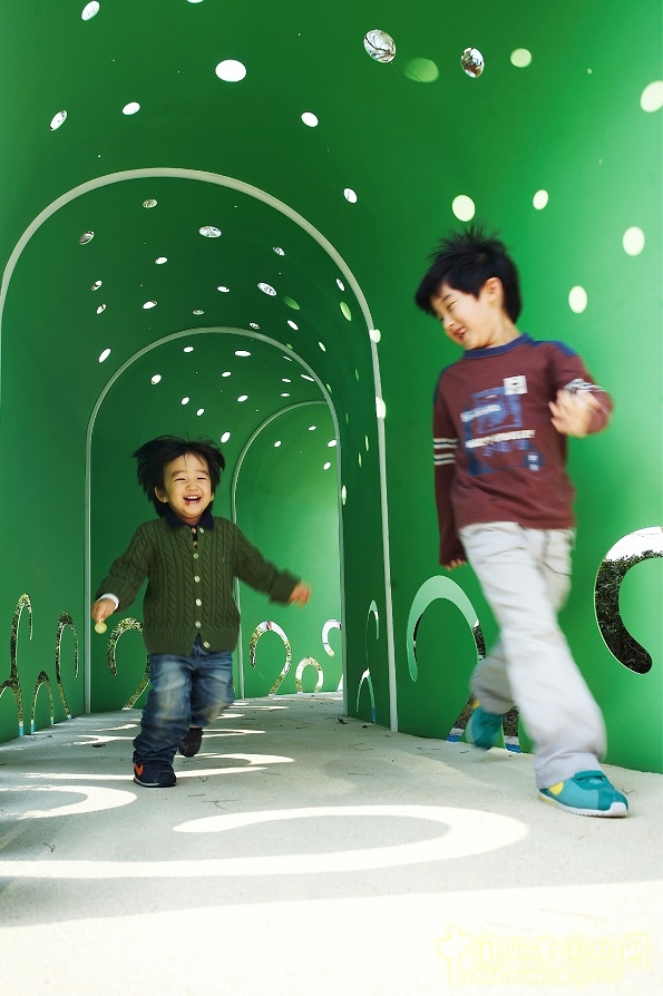 關于居住空間變化對游樂空間之影響的研究