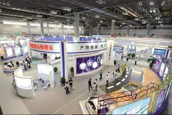 第七屆中國國際綠色低碳城市建設(shè)與建設(shè)成果博覽會(huì)勝利落幕