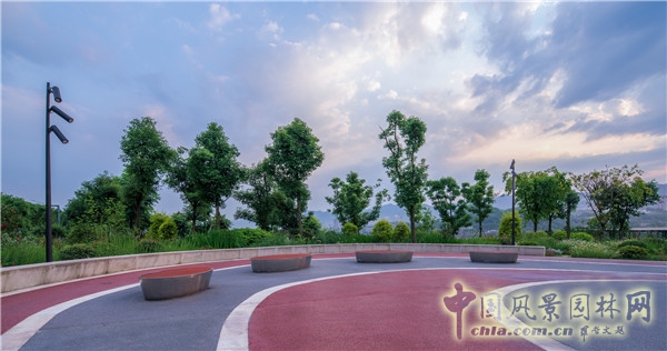 藍調(diào)國際：重慶金海灣濱江園  山水之城的濱水密境