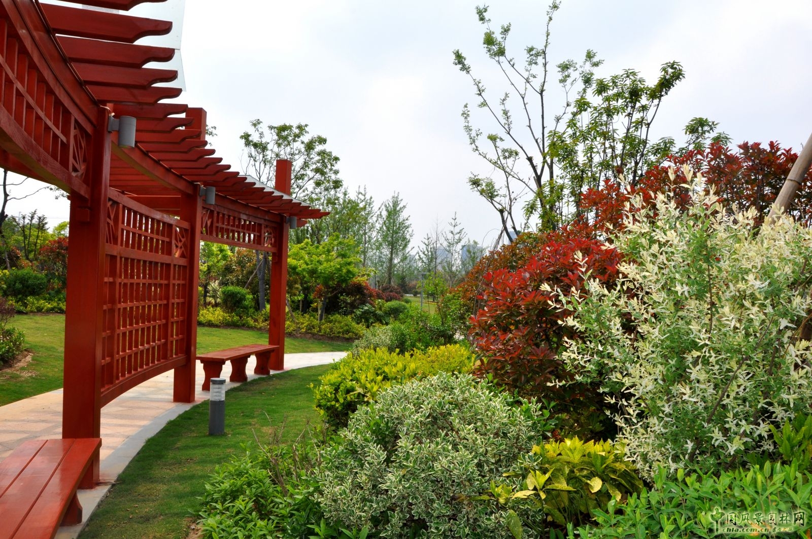 2016園冶杯專(zhuān)業(yè)獎(jiǎng)參賽項(xiàng)目：金龍湖珠山南北坡