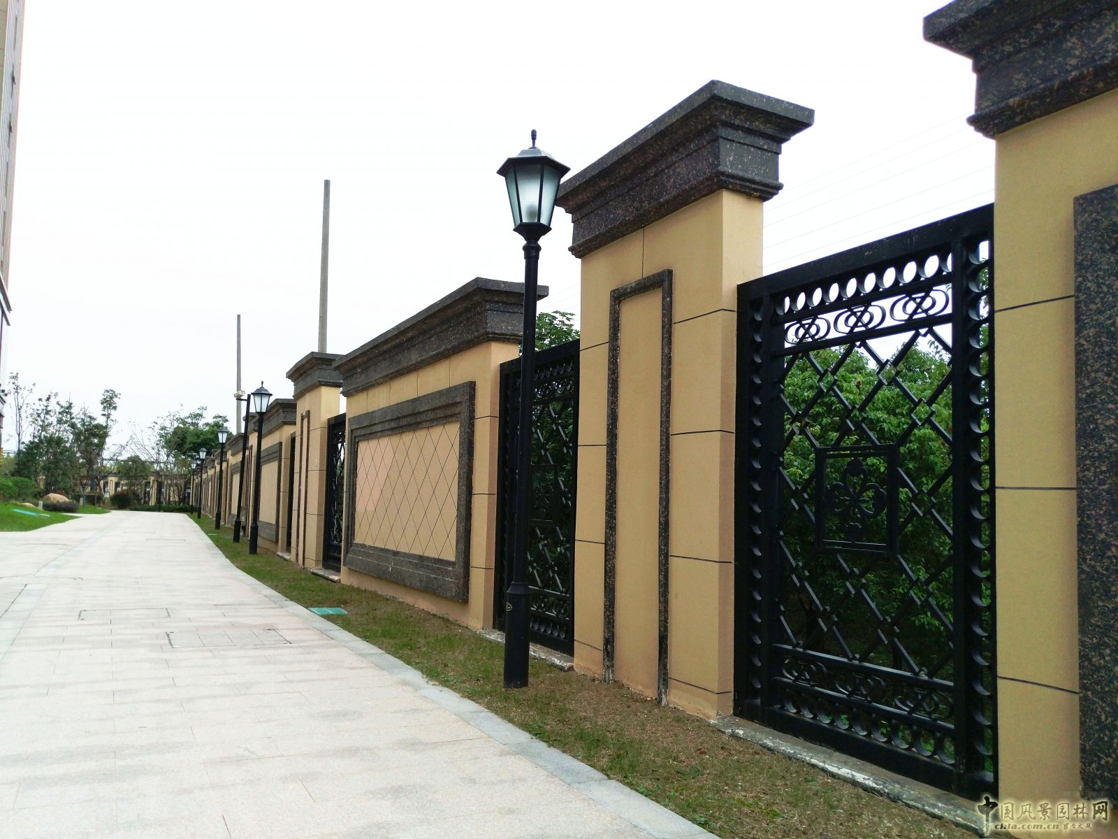 2016園冶杯專業獎參賽項目：水岸清華高層景觀設計