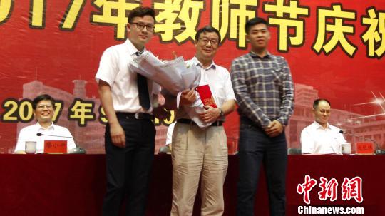 中南林科大斥資百萬重獎(jiǎng)一線教師