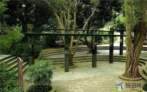 古樹寺廟和綠道，走進梅林人的后花園