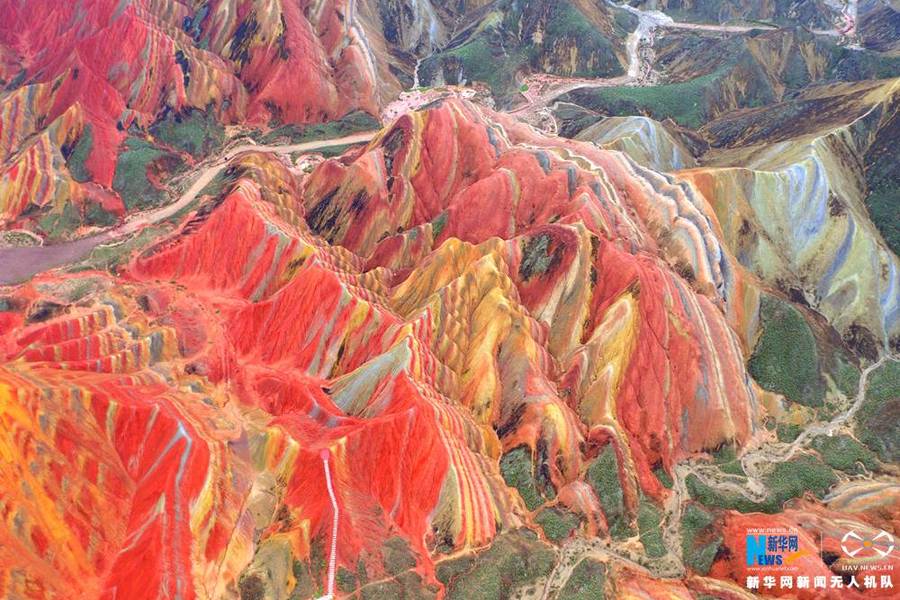 航拍：張掖丹霞國家地質(zhì)公園