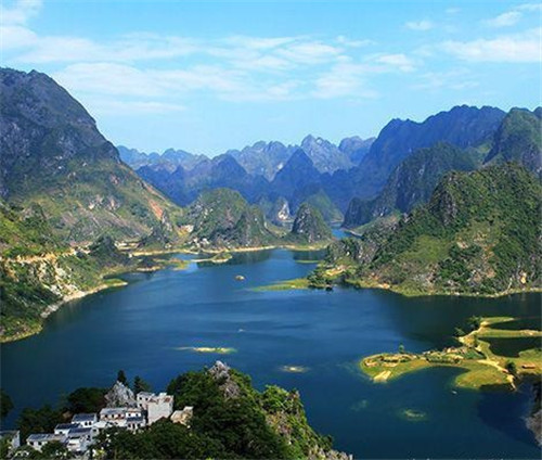 百色凌云浩坤湖國(guó)家濕地公園