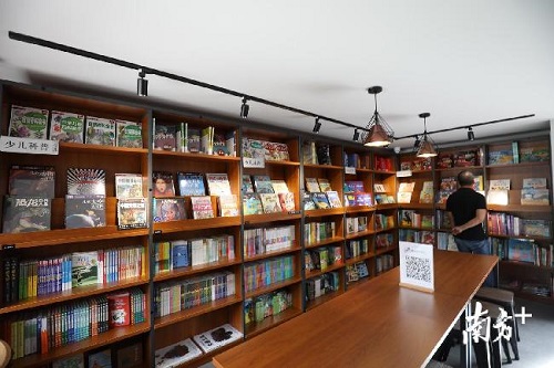 珠海鬧市中，藏著一座琴棋書畫的“世外園林”