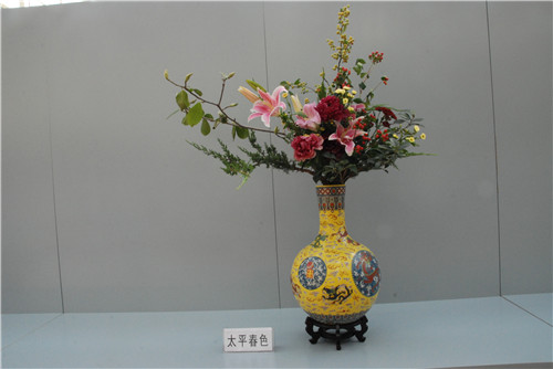 中國插花泰斗王蓮英獻(xiàn)藝河北省第二屆園博會