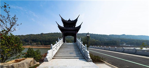園冶杯專業(yè)獎(jiǎng)：岳陽(yáng)南湖龍山景區(qū)園林綠化景觀EPC項(xiàng)目