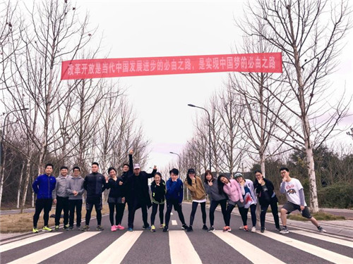 園冶杯大獎設(shè)計師伍福軍：不忘初心，簡簡單單做設(shè)計