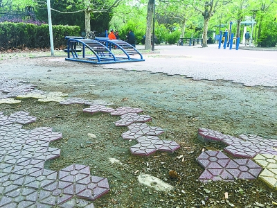 家門(mén)口的公園”最該適老