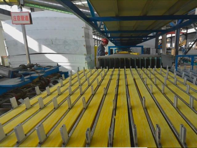 唐山蘆臺：京津裝配建筑企業加班加點趕制醫院用房