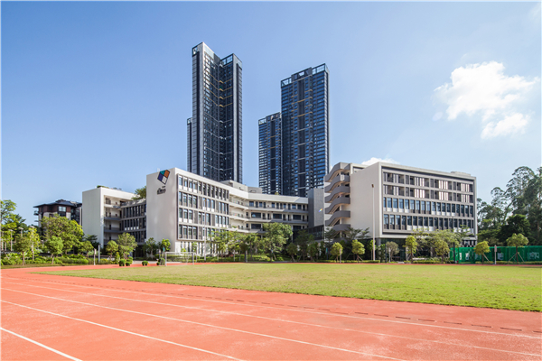深圳香山里小學(xué)：開放、多層次的復(fù)合教學(xué)空間