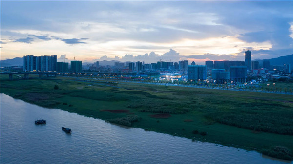 棲地設(shè)計丨世茂濱江壹號