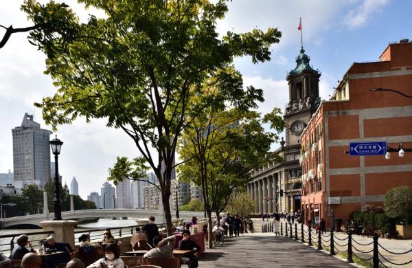 上海：讓江河海可親可近