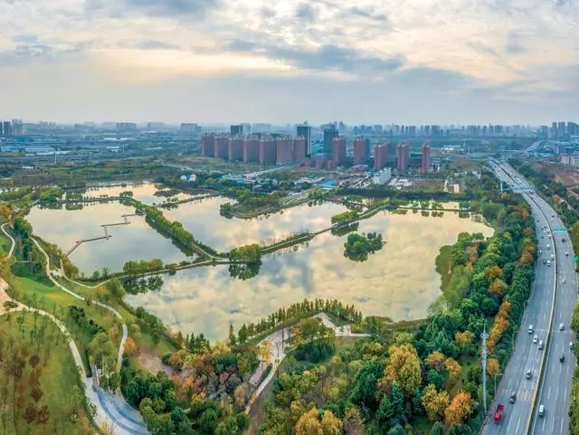 武漢將建設各類公園100座 串珠成鏈織鏈成網