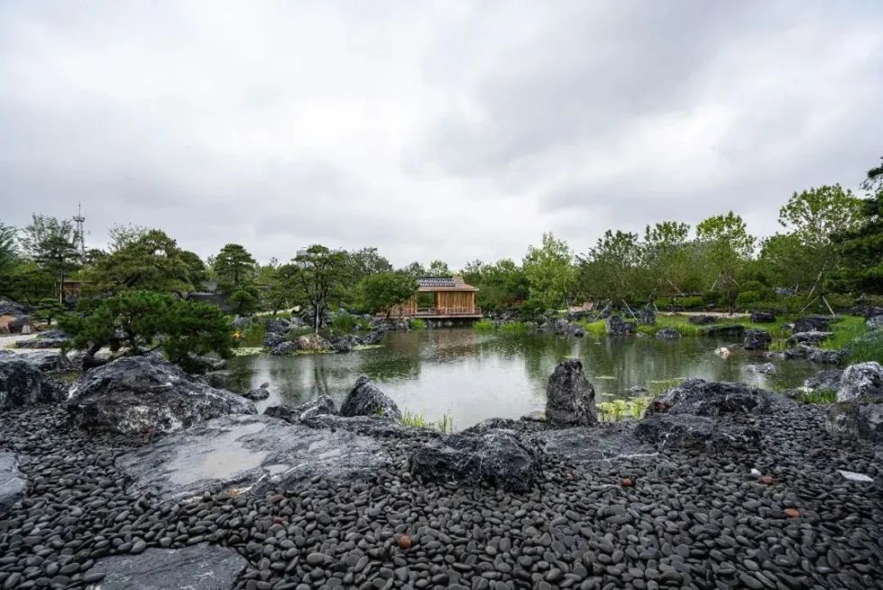 上海世博文化公園“花藝園”完成竣工驗(yàn)收