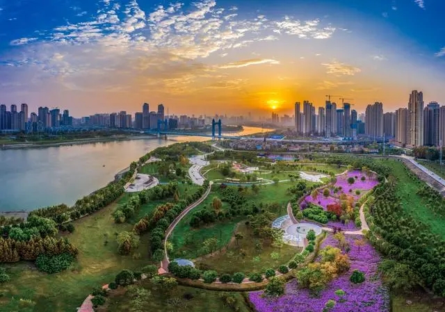 武漢將建設(shè)各類公園100座 串珠成鏈織鏈成網(wǎng)